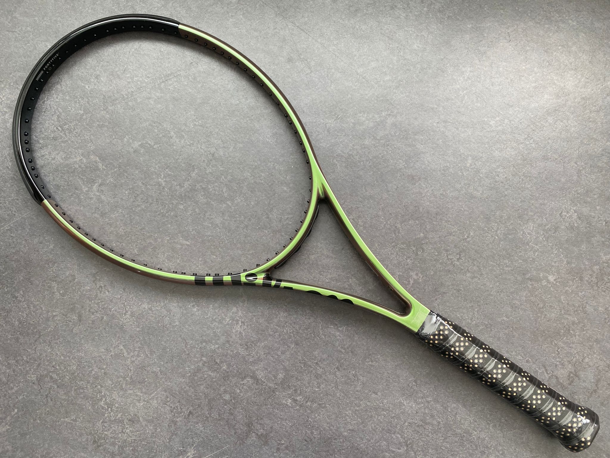 Wilson Pro Stock Blade 98 (18x20)
