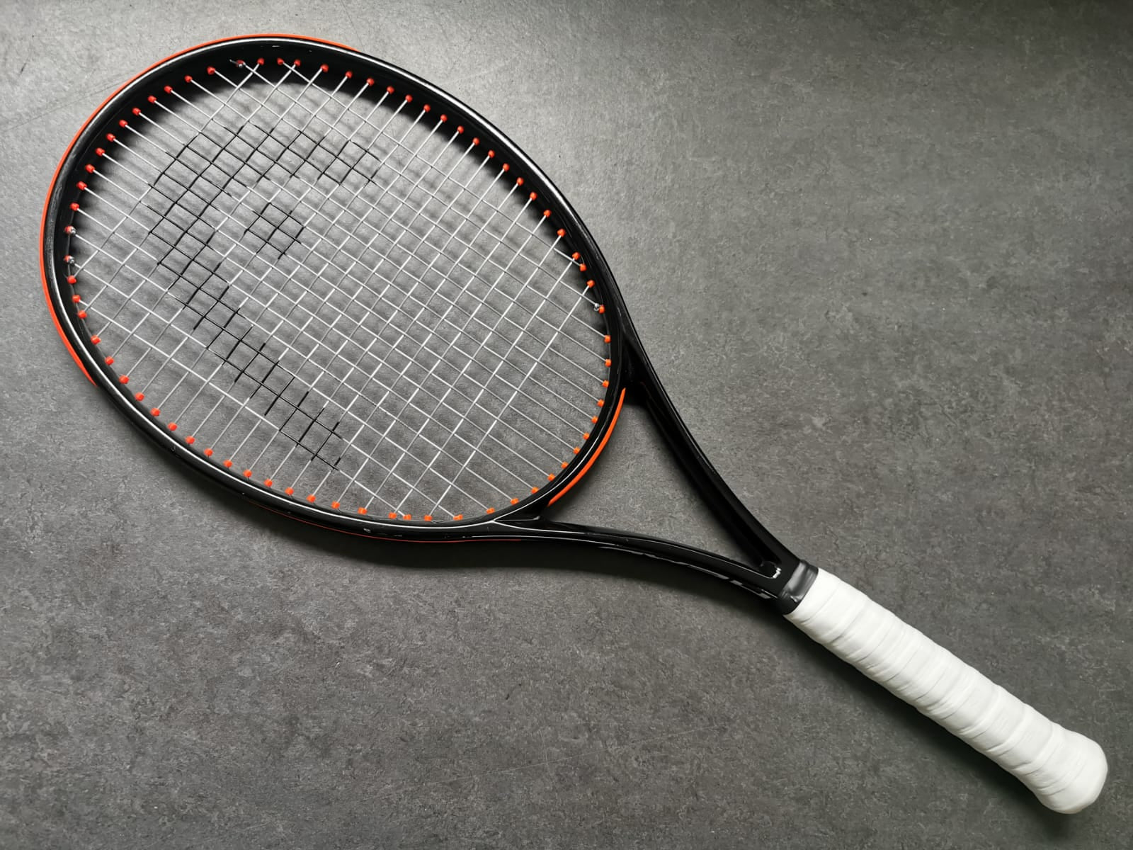 Head TGT351.1 Blacked Out Radical 2021 (16X19) – ProStockTennis