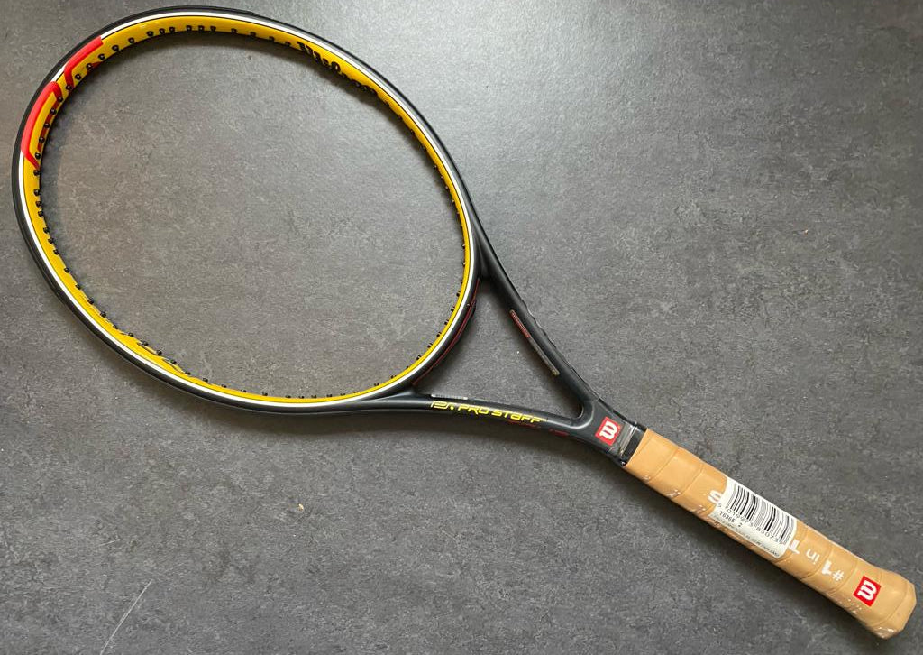 Wilson Pro Staff 95 グリップ2 Wilson Pro Staff Tour 95 – ProStockTennis